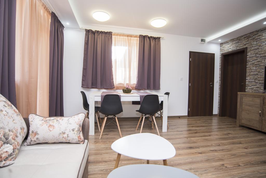 Apartment Nikol โซโซโปล ภายนอก รูปภาพ