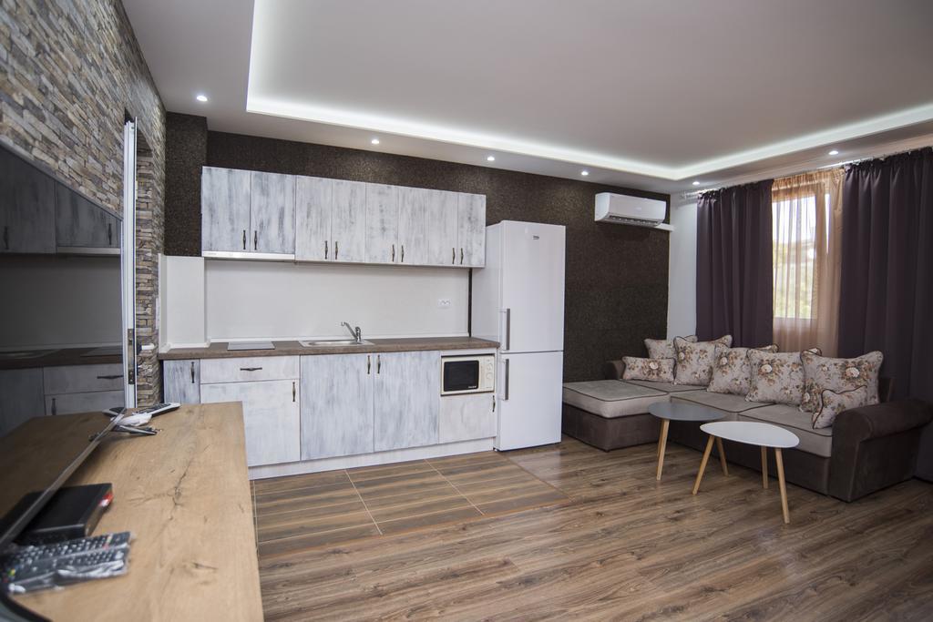 Apartment Nikol โซโซโปล ภายนอก รูปภาพ