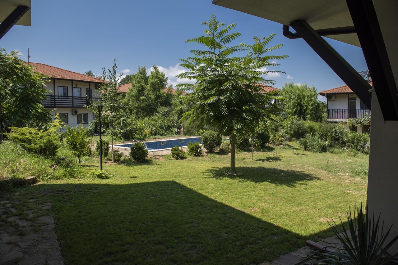 Apartment Nikol โซโซโปล ภายนอก รูปภาพ